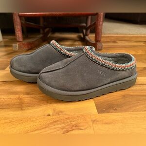 Ugg WOMANS Tasman Shoes Slippers Dark Grey Size 7